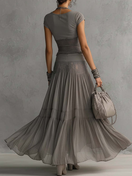 Carolina | Top gris de encaje transparente con paneles y conjunto de falda maxi plisada