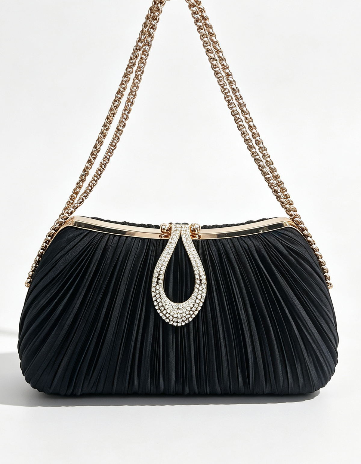 Eloísa | Bolso plisado con cadena dorada