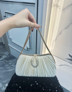 Eloísa | Bolso plisado con cadena dorada