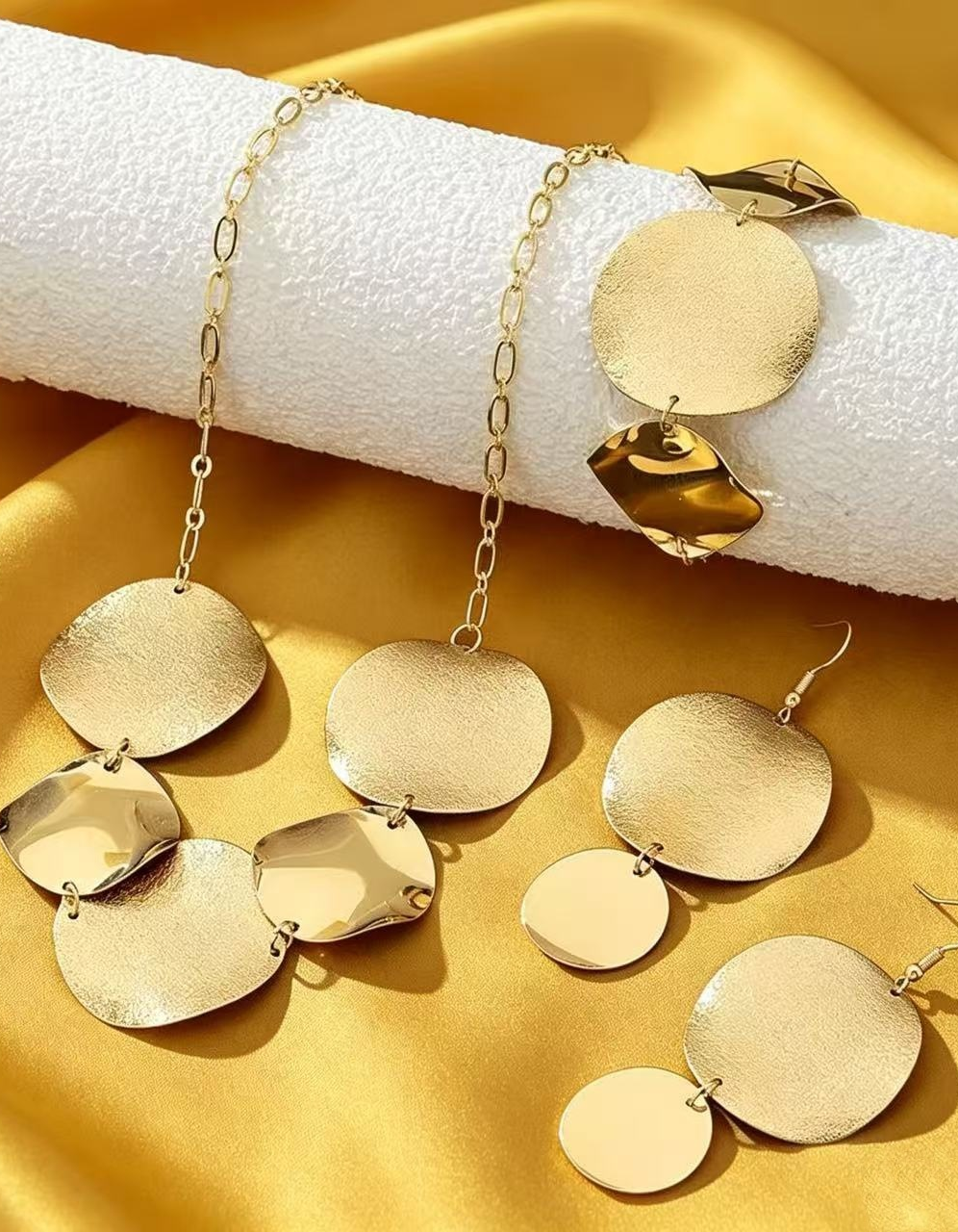 Aurelia | Conjunto de Joyas Doradas