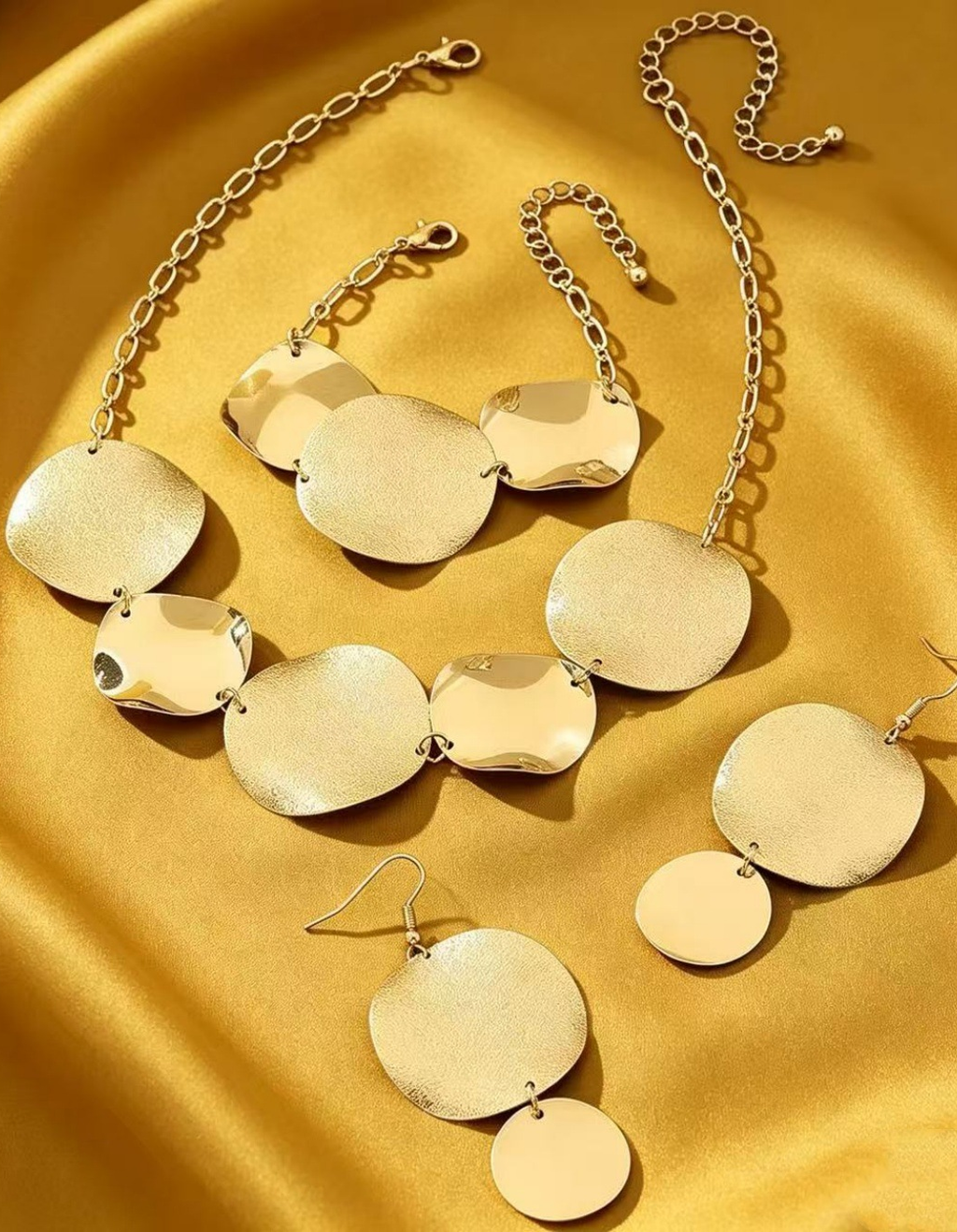 Aurelia | Conjunto de Joyas Doradas