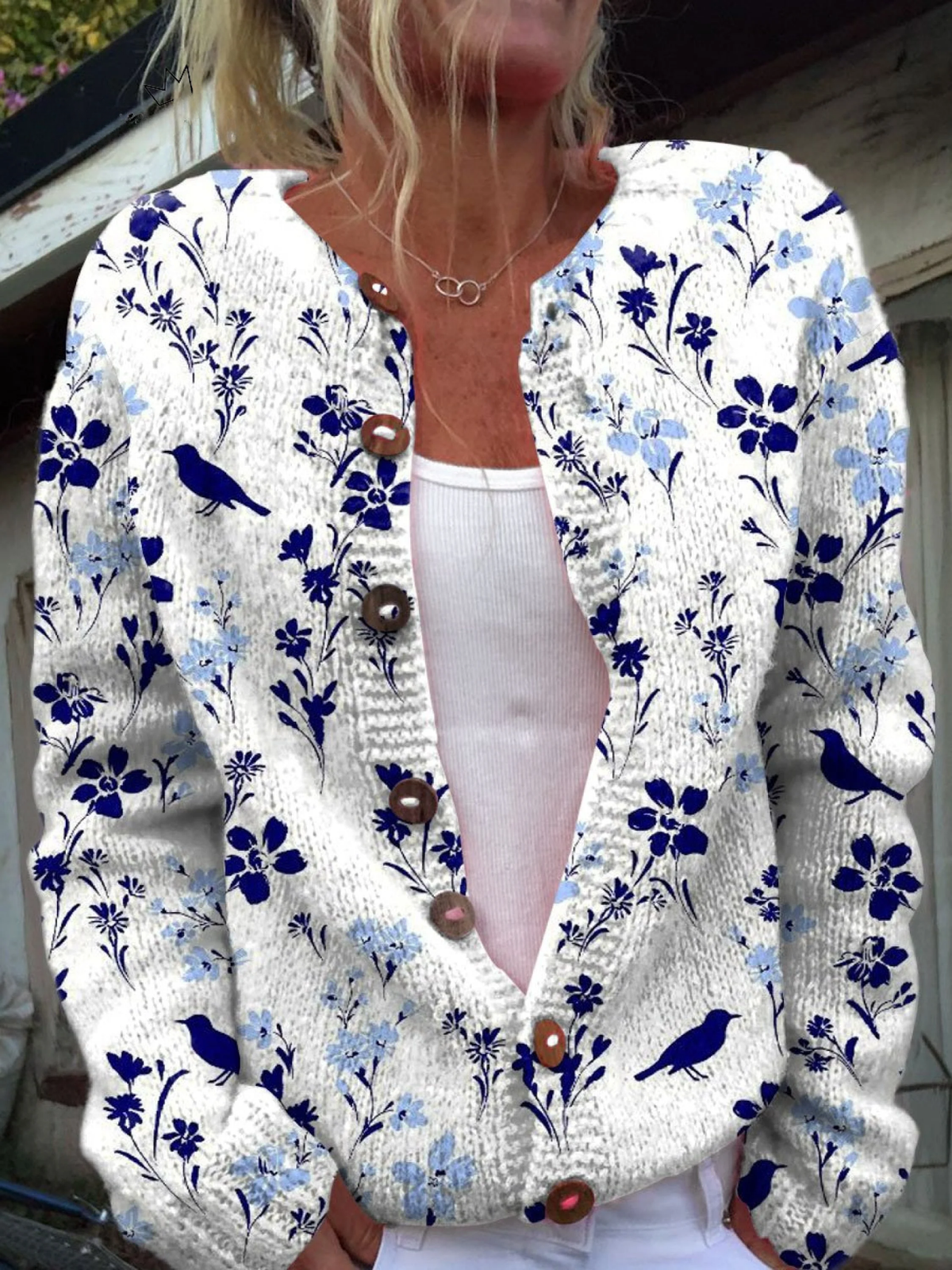 Vega | Cárdigan con estampado vintage de flores y pájaros, con botones en la parte delantera