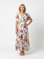 Selena | Vestido midi floral de manga corta