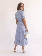 Dakota | Vestido midi con capas a rayas de manga corta