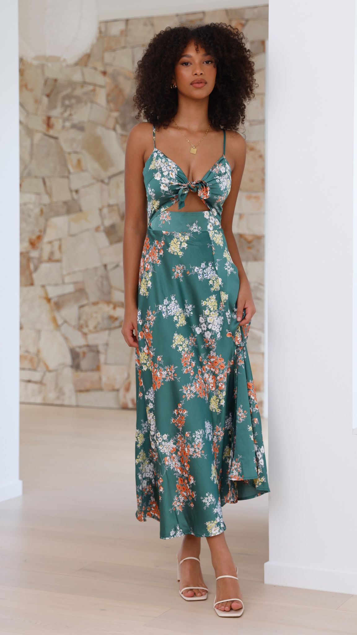 Flora | Vestido midi romántico con estampado floral