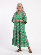 Fiora | Vestido midi con estampado floral, cuello en V y capas