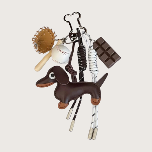 Charm | Perro salchicha
