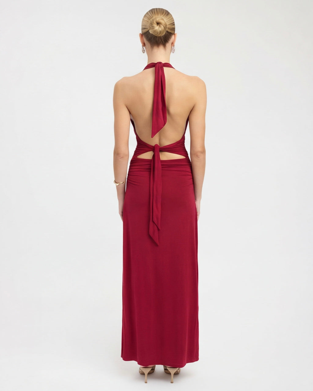 María | Vestido maxi con cuello halter