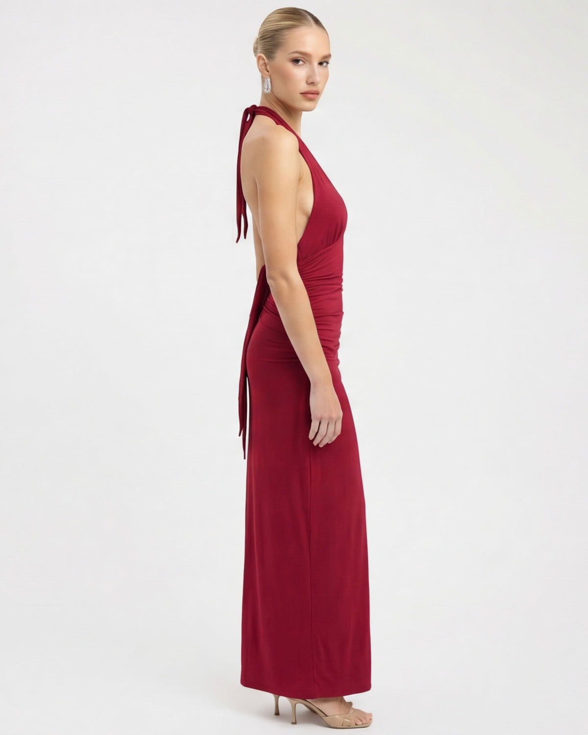 María | Vestido maxi con cuello halter