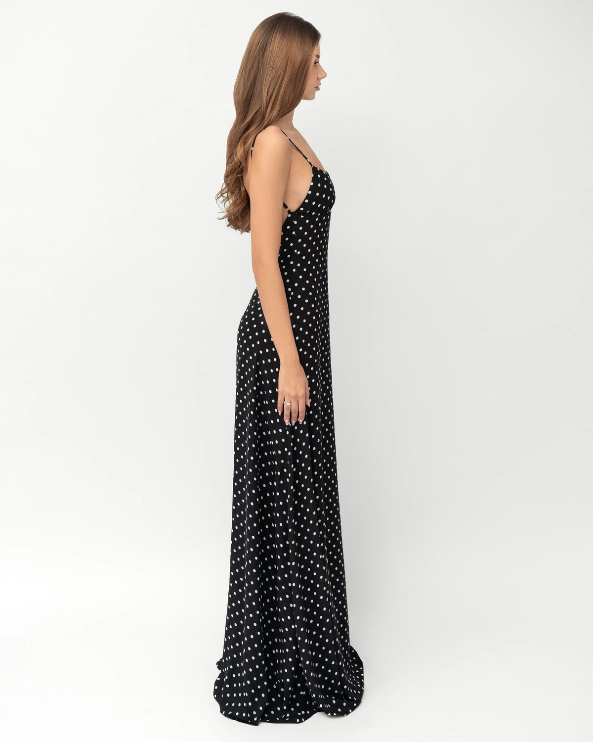 Blanca |  Vestido maxi de lunares