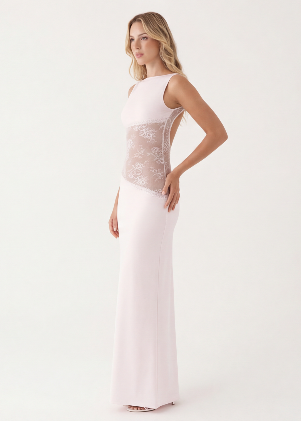 Estefanía  | Vestido maxi con corte de velo