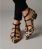 Francisca | Zapatos de tacón con correa con estampado de leopardo