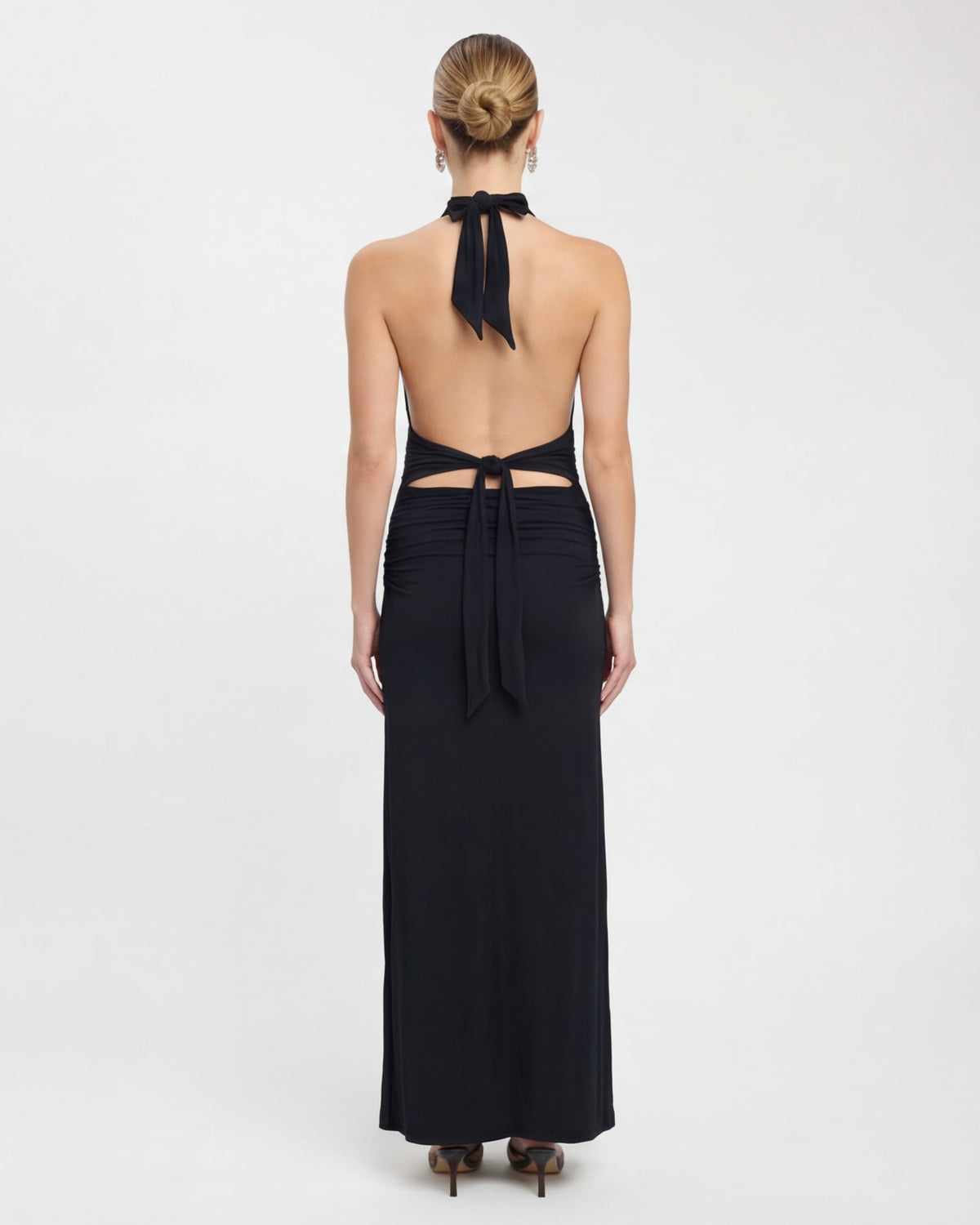 María | Vestido maxi con cuello halter