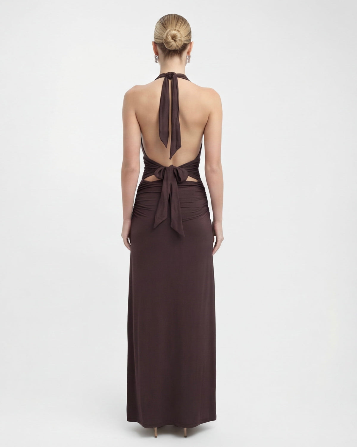 María | Vestido maxi con cuello halter