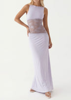 Estefanía  | Vestido maxi con corte de velo