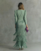 Clara | Vestido elegante con mangas con flecos