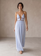 Laurita | Vestido largo a rayas con escote cut-out