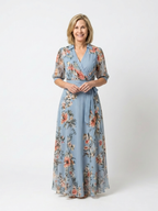 Lucía | Vestido largo con estampado floral y cuello en V